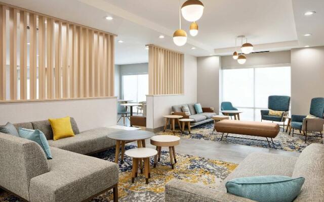 Towneplace Suites By Marriott Tampa East/I-4