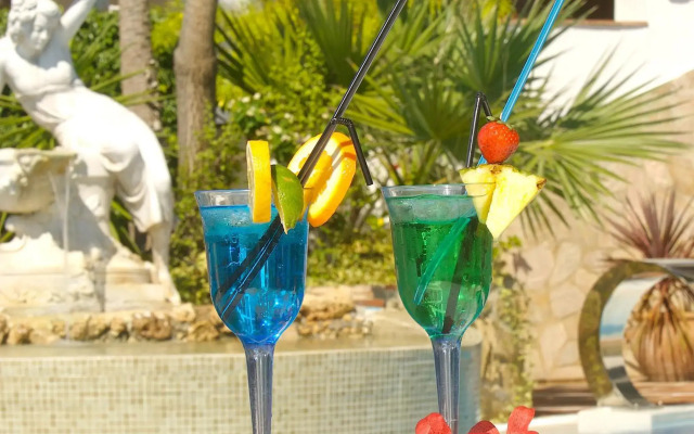 Oceano Beach Club