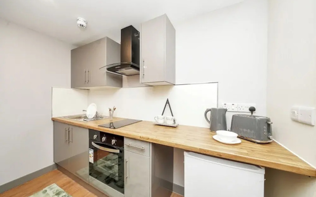 Hotel Apartment in Ilford