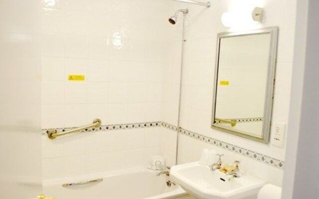 Travelodge Manchester Street Hotel