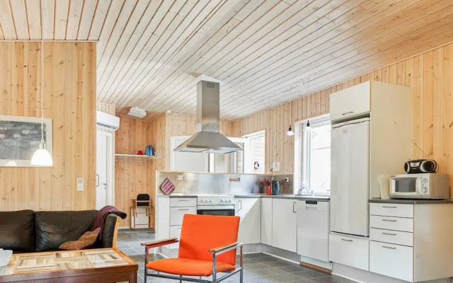 6 Person Holiday Home in Thyholm