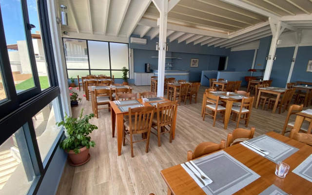 Blue Aegean Hotel & Suites