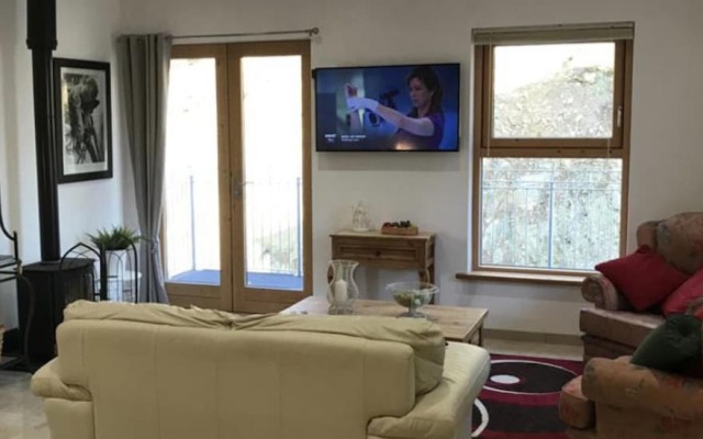 Luxurious Studio Apartment in Fahan, Co Donegal