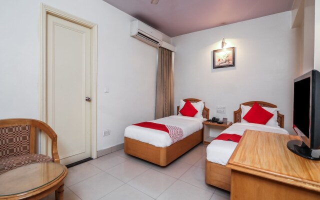 OYO 15359 Hotel Kanchandeep
