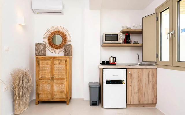 Aerenia Suites