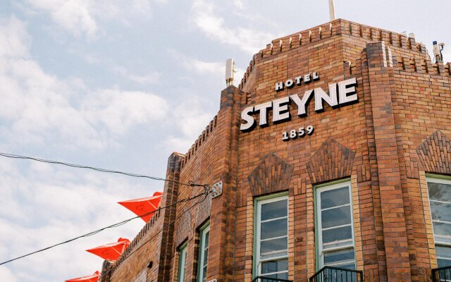 Stay at Hotel Steyne