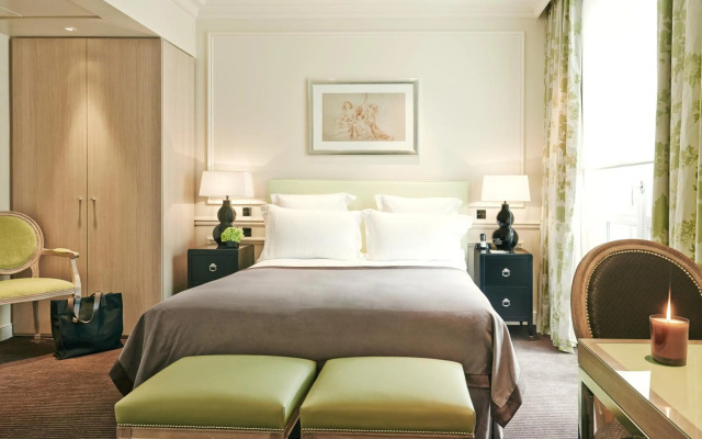 Sheraton Vancouver Wall Centre