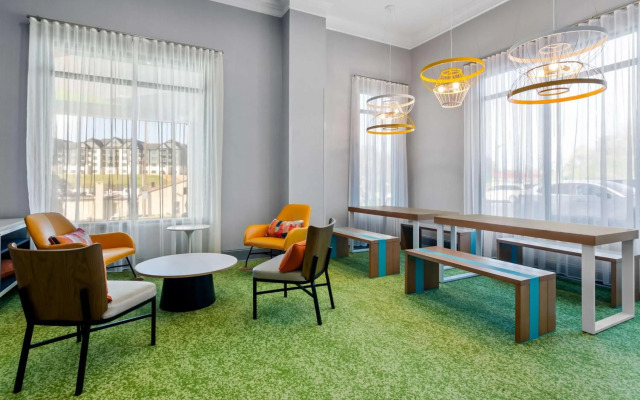 Spark by Hilton Daleville Roanoke North