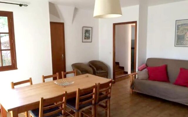 House with 3 Bedrooms in Lecci, with Enclosed Garden And Wifi