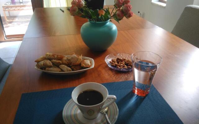 Nikoli country House