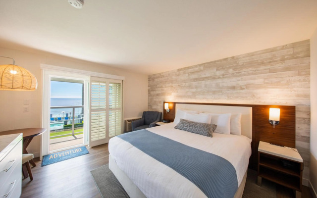 SeaCrest OceanFront Hotel