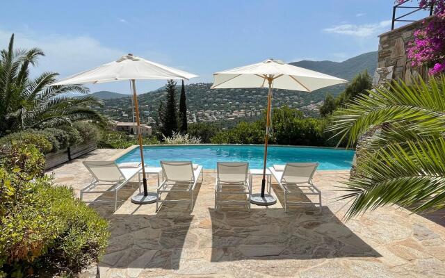 Villa in Cavalaire With Sea View & Pool