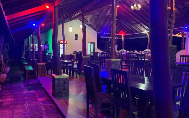 Royal Green Garden Hotel