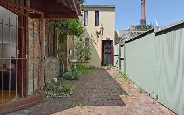 HELENA, 2BDR Fitzroy House