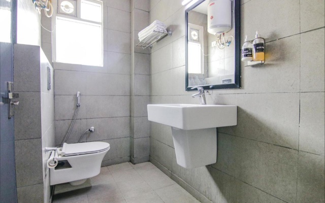 FabHotel Chawla House