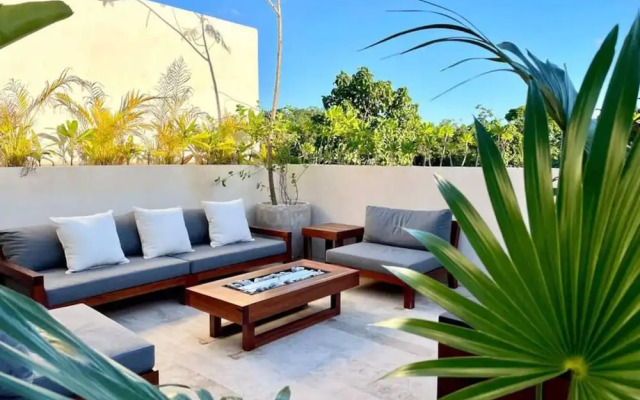 Luxury Awaits! 5 Beds 5 Baths 2 Private Pools!