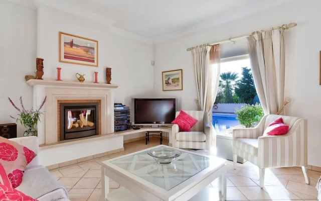 Casa Marta Three Bedroom Villa With sea Views