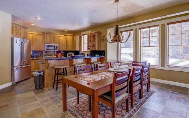 Town Pointe B101 3 Bedroom Condo