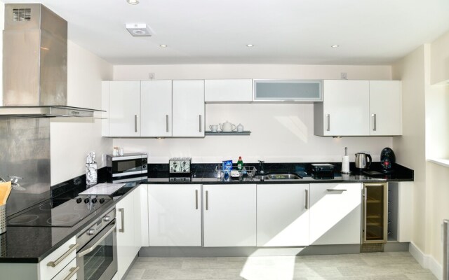 Meridian Quay – the Penthouse
