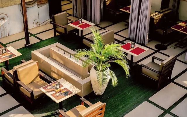 Tchetche Hotel & Restaurant