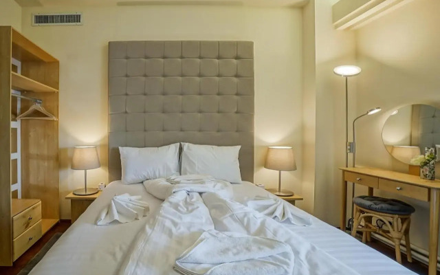 Lovely - 3 Bdr. Serviced Apartment In Old Town