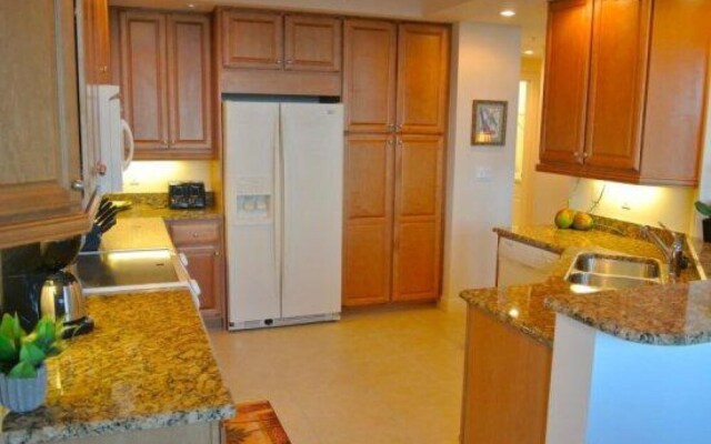 Nick s Waterside Condo