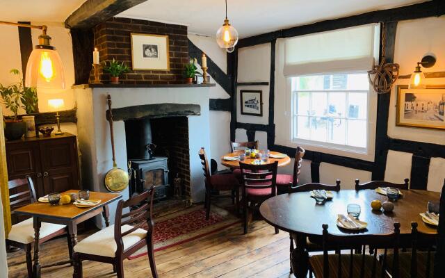The Swan Inn