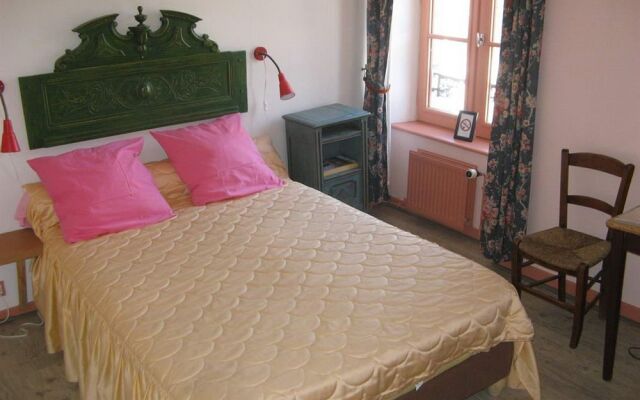 Logis Auberge De Forgès