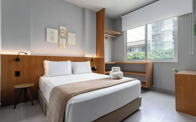 5 minutos da Praia do Leblon - AP302