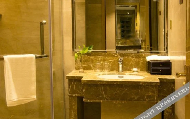 Shangri-La International Hotel