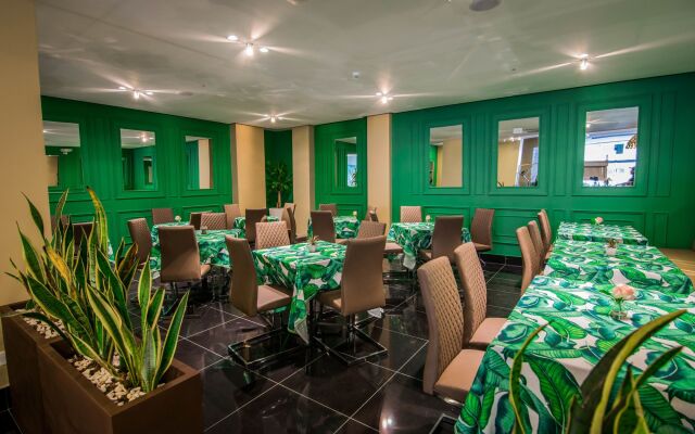 Innfiniti Hotel & Suites