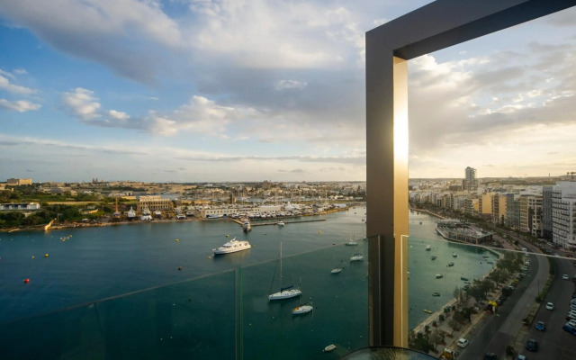 The Londoner Hotel Sliema