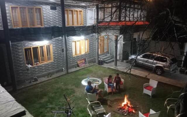 Beautiful Baltistan Lodge Skardu