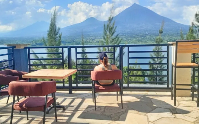 My Hill Eco-Lodge