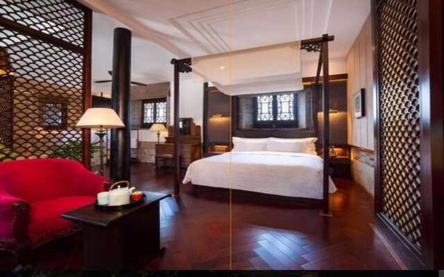 The Silver Chest Boutique Hotel
