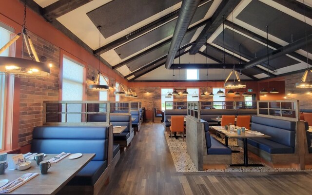 Amsterdam Inn & Suites Florenceville-Bristol