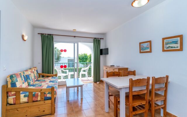 Vista Blanes Apartments