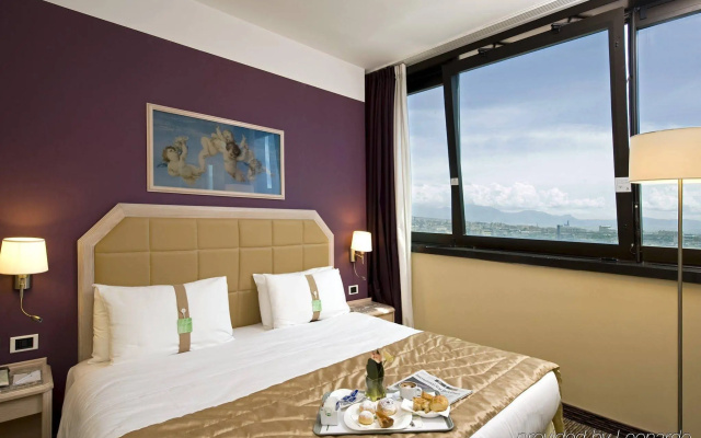 Holiday Inn Naples by IHG