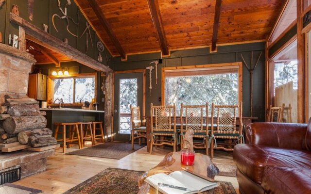 Treehouse On The Stream