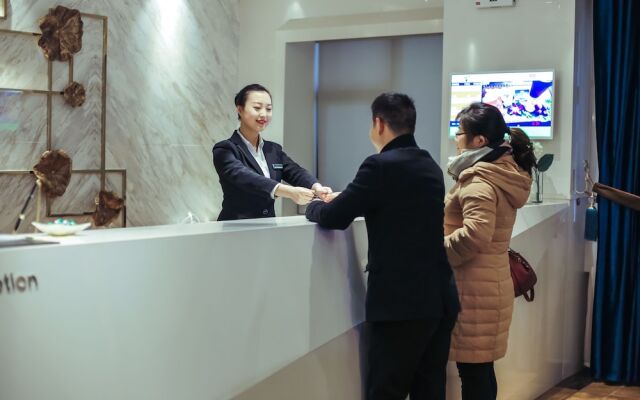 Left Hotel Xi'an