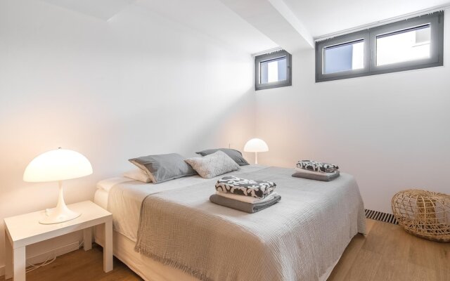 Villa first line beach, 6 bedrooms, private pool, Costabella, Marbella