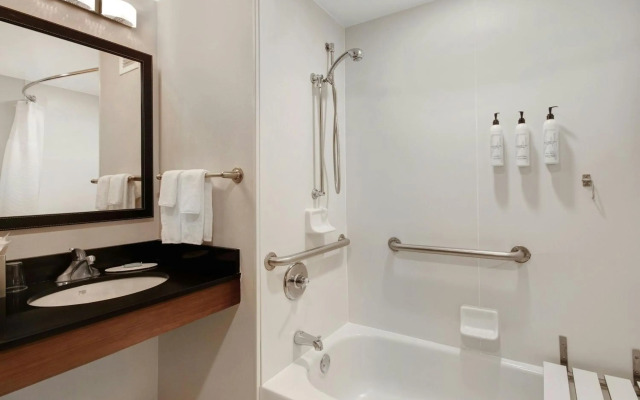 Fairfield Inn & Suites by Marriott Rochester West/Greece