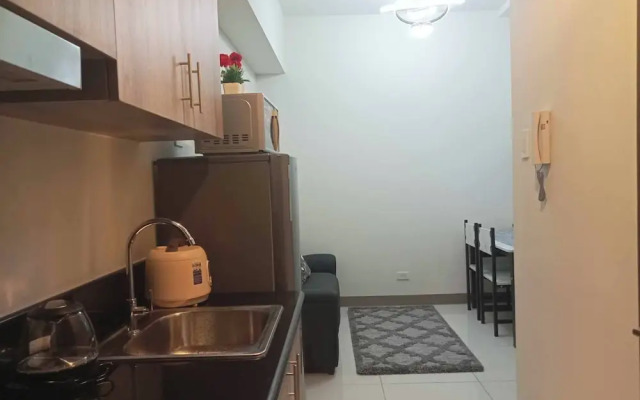 Luxurious Bayview 2BR Near MOA Picc CCP Free Wifi