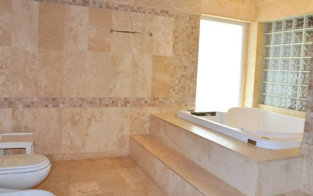 Spacious Villa in Vilamoura With Barbecue