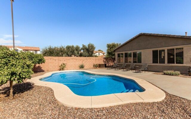 Merlot Gilbert 3 Bedroom Home by RedAwning