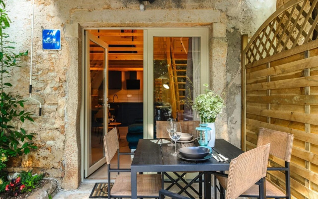 Modern Apartment Near the Beach