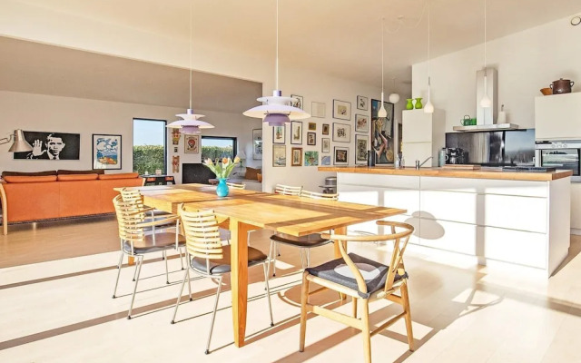 6 Person Holiday Home in Vaeggerlose