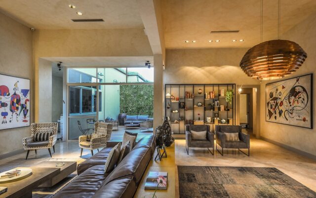 The Pearl of Jaffa Lux Apt by Sea N Rent