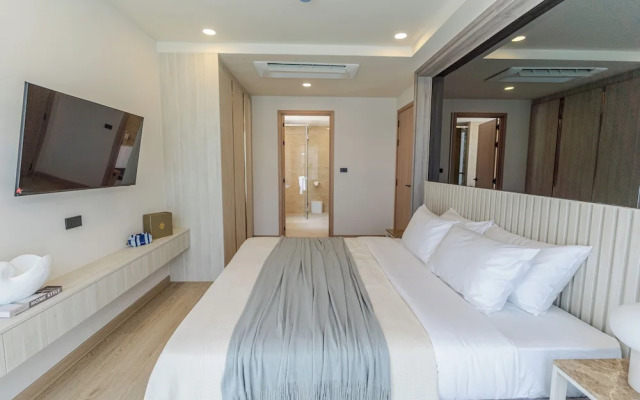 The Ozone Condotel Phuket