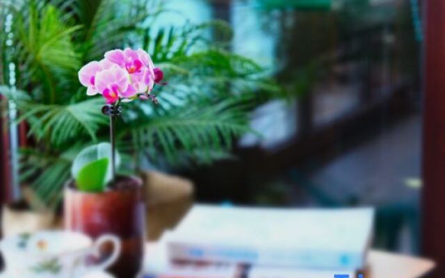 Shenzhen Jiaochangwei Yishe Boutique Hotel